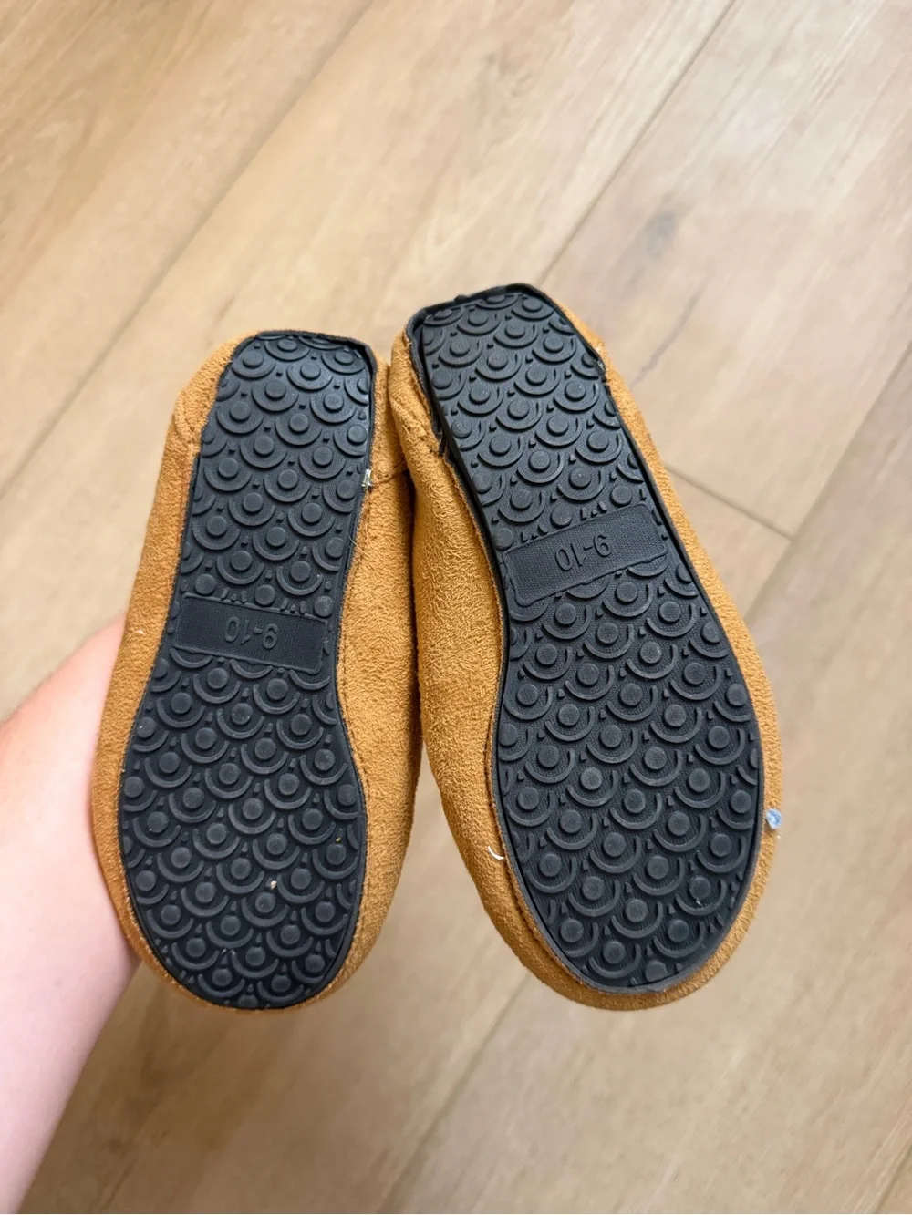 Lucky Brand Kids Tan Suede Moccasin Slippers